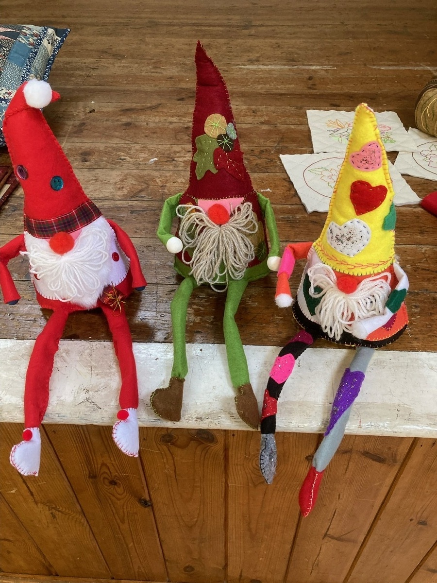 Gnomes made of felt by Barbara